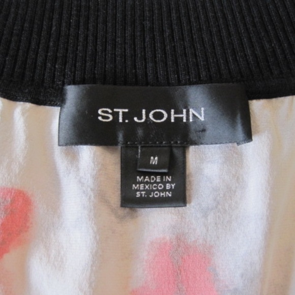 ST. JOHN Silk Top - Picture 3 of 4
